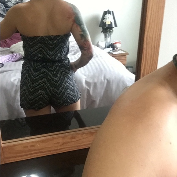 Romper - Picture 2 of 2